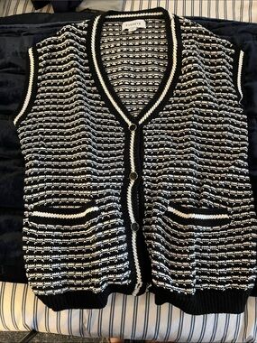 Evereve Black and White Knit Button-Front Sweater Vest